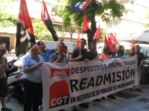 foto_concentracion_despedidos_readmision_2016_06_08_02